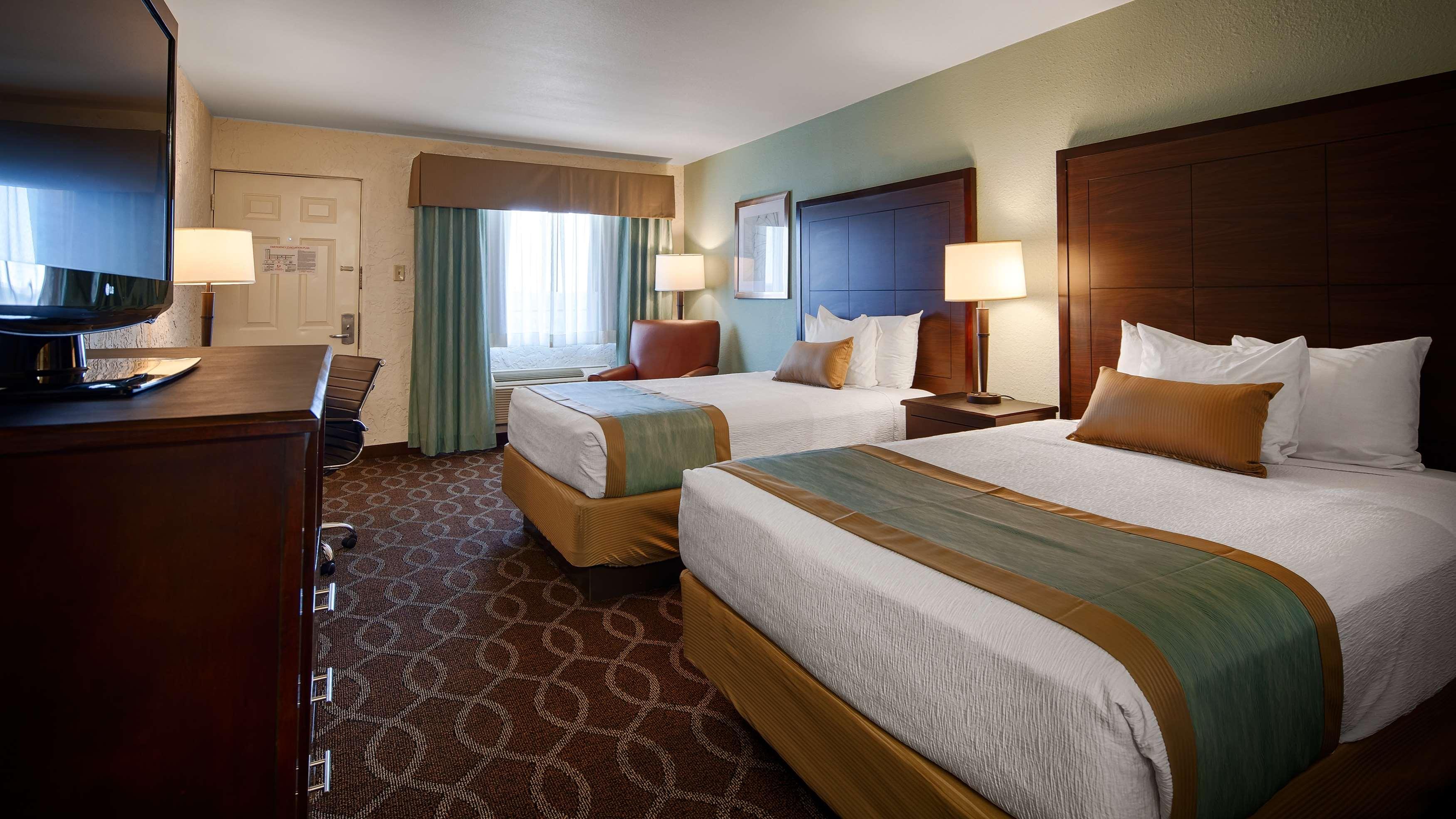 Quality Inn Clinton North מראה חיצוני תמונה