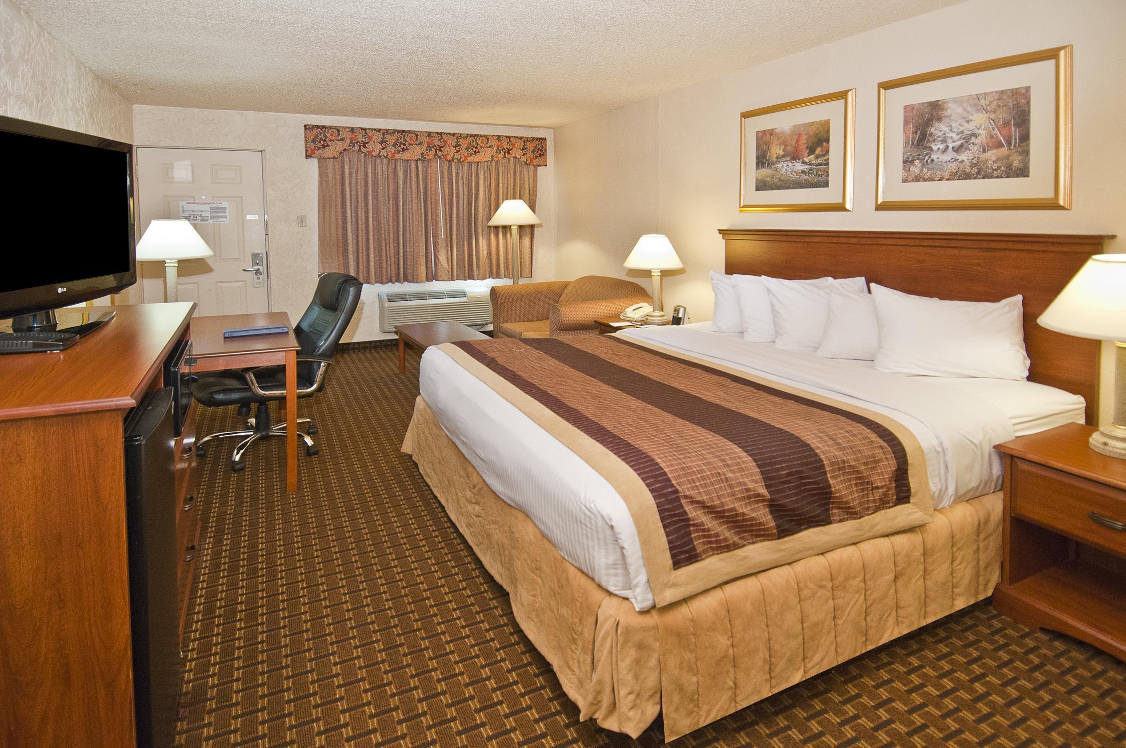 Quality Inn Clinton North מראה חיצוני תמונה