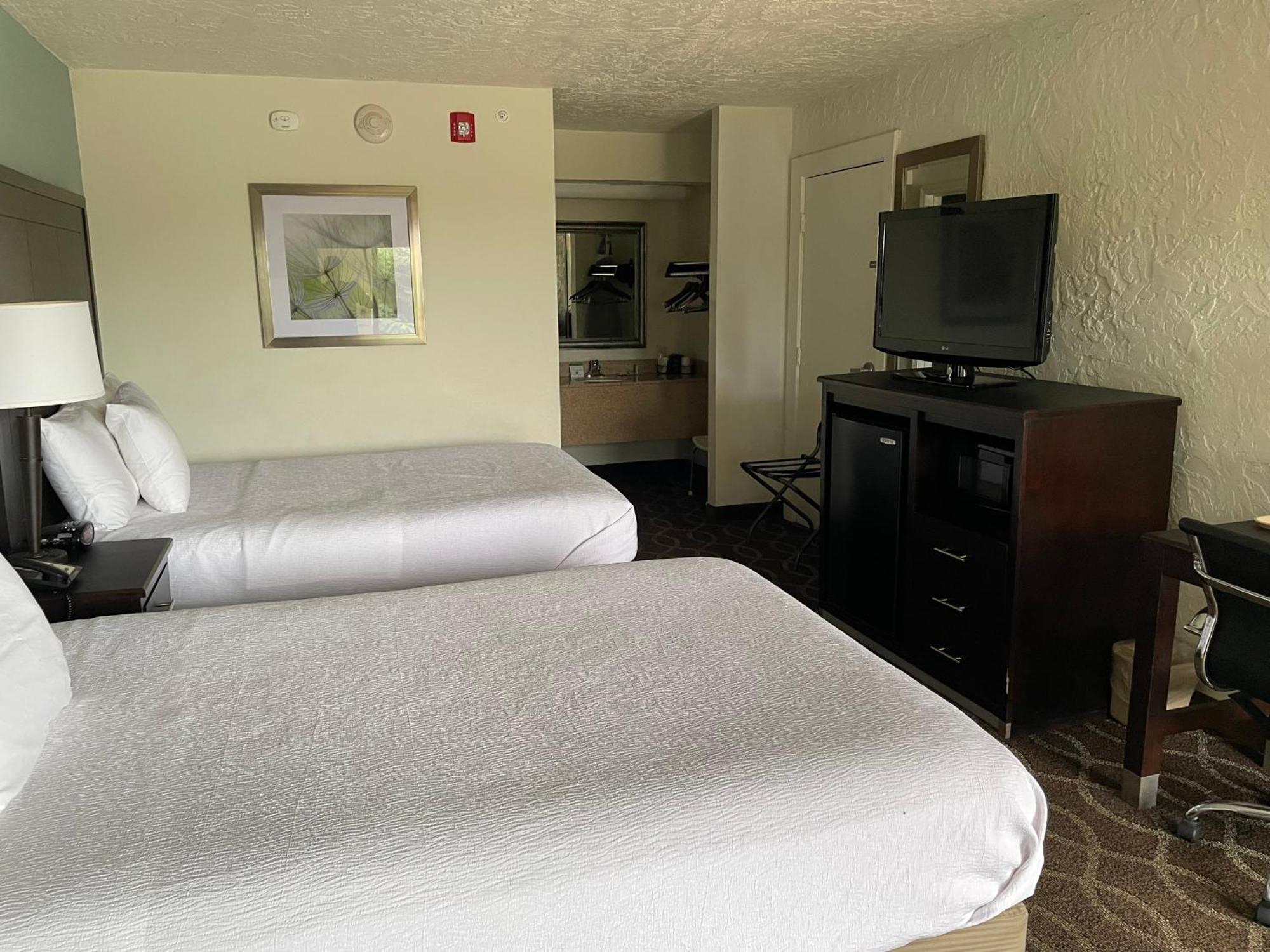 Quality Inn Clinton North מראה חיצוני תמונה