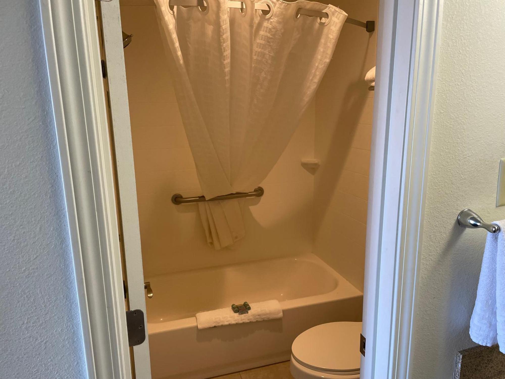 Quality Inn Clinton North מראה חיצוני תמונה