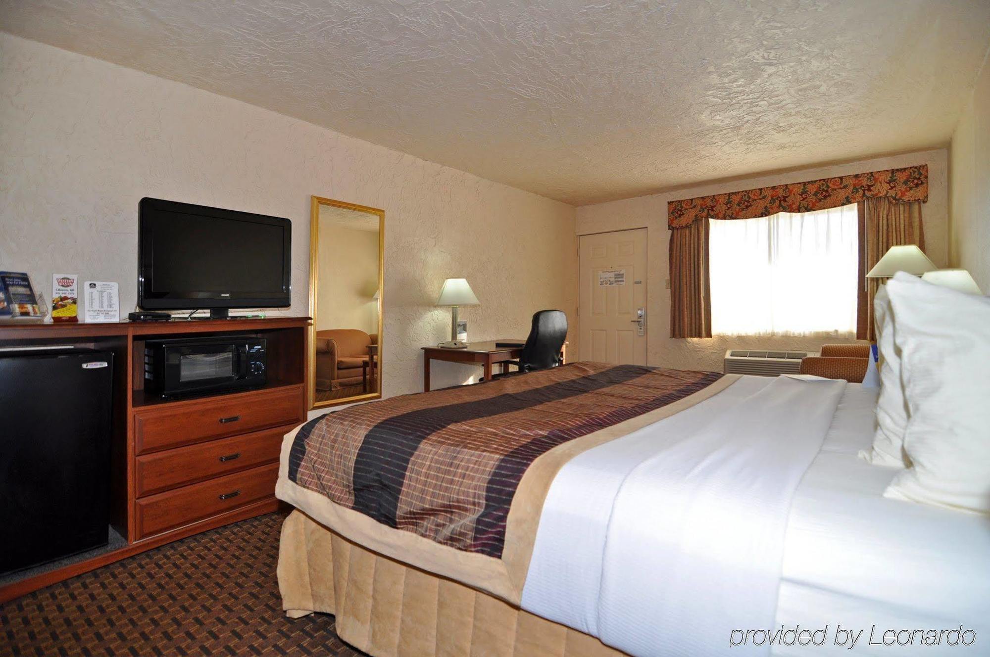 Quality Inn Clinton North מראה חיצוני תמונה